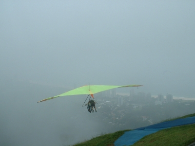 Photo of hang-glider, Pepino